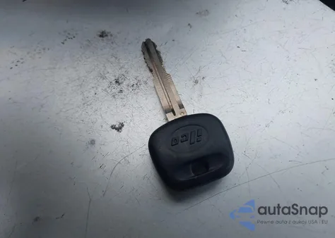 2005 Toyota Sienna Ce z USA, uszkodzony, nr VIN 5TDZA23C35S355089